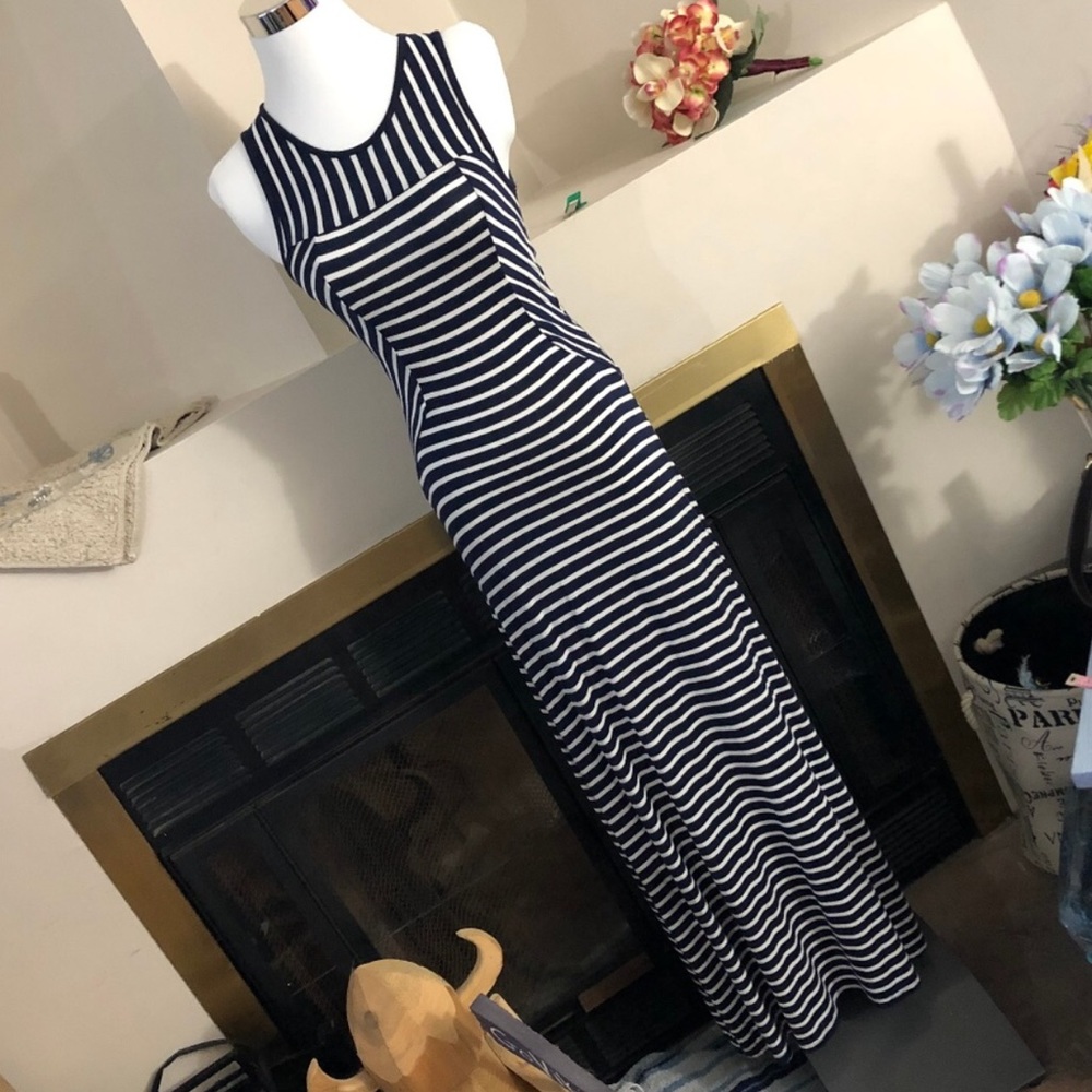 Monteau maxi dress